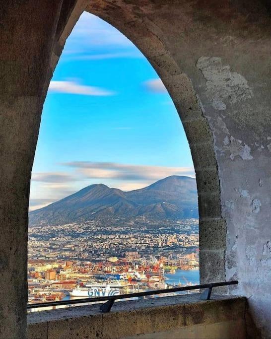 Appartement Panoramic, Metro Vomero - Elegante *